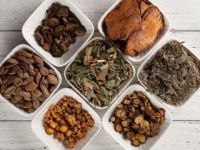 不宜用沸水煎中药