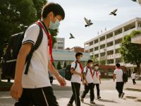 开学季“收心”更要“收胃”！中小学生秋季饮食调养指南