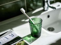 牙医最想告诉你的10个护牙真相，第5个太多人中招！